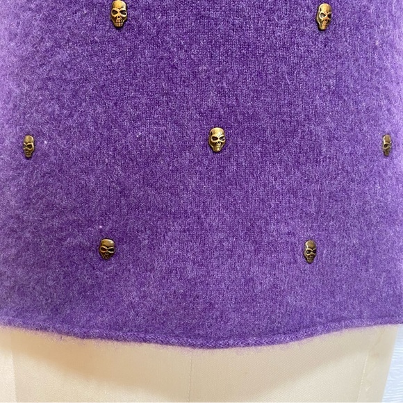 Zadig &Voltaire pure cashmere vneck sweater. - Picture 3 of 6